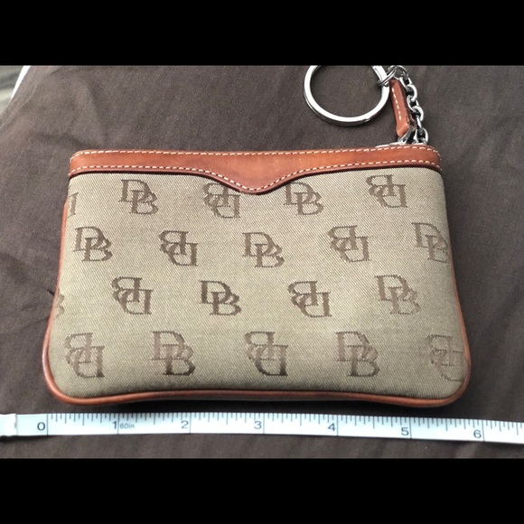 Dooney & Bourke Logo Keychain Wallet - Picture 1 of 4
